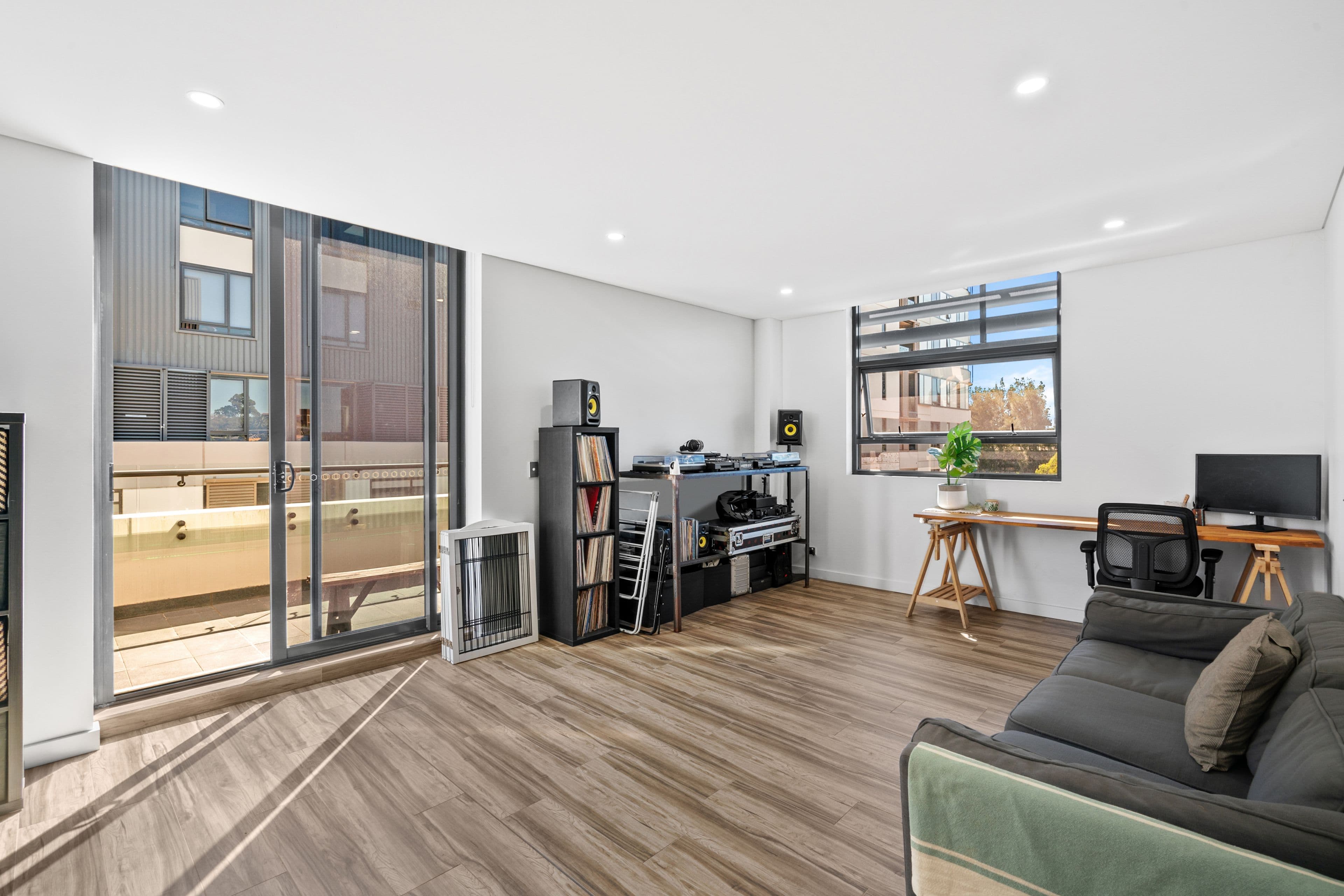 1 William Street, Lewisham NSW 2049, Lewisham - Thumbnail 2