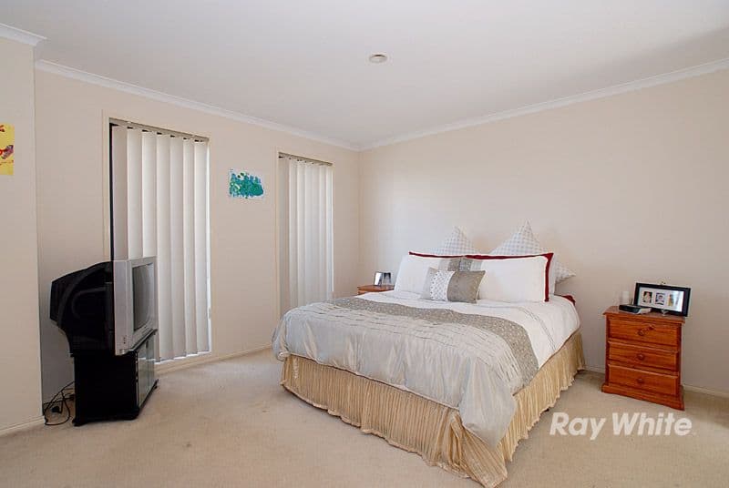 6 Pendulum Place, BERWICK VIC 3806, Berwick - Thumbnail 4