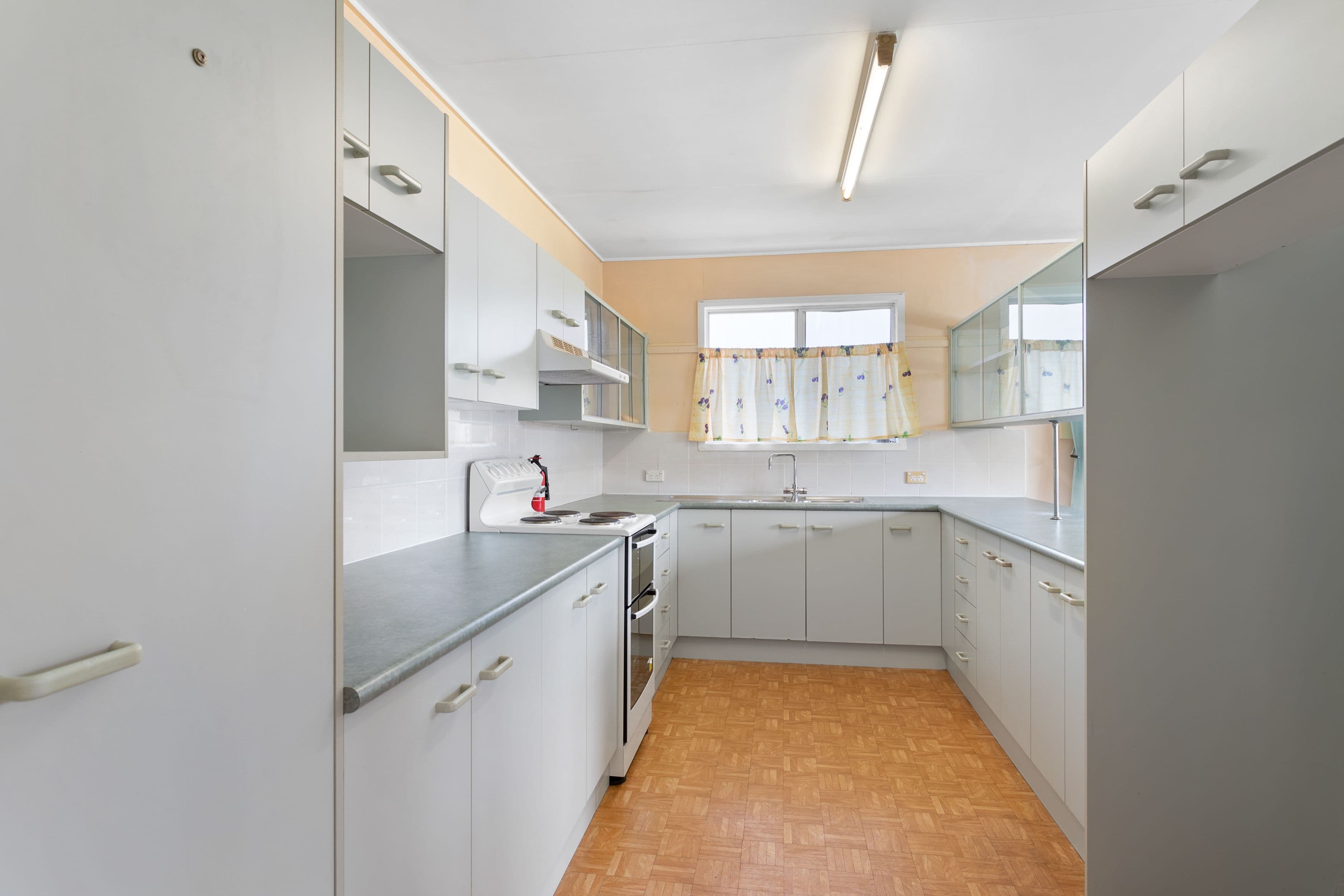 44 Annie Street, Woody Point QLD 4019, Woody Point - Thumbnail 8