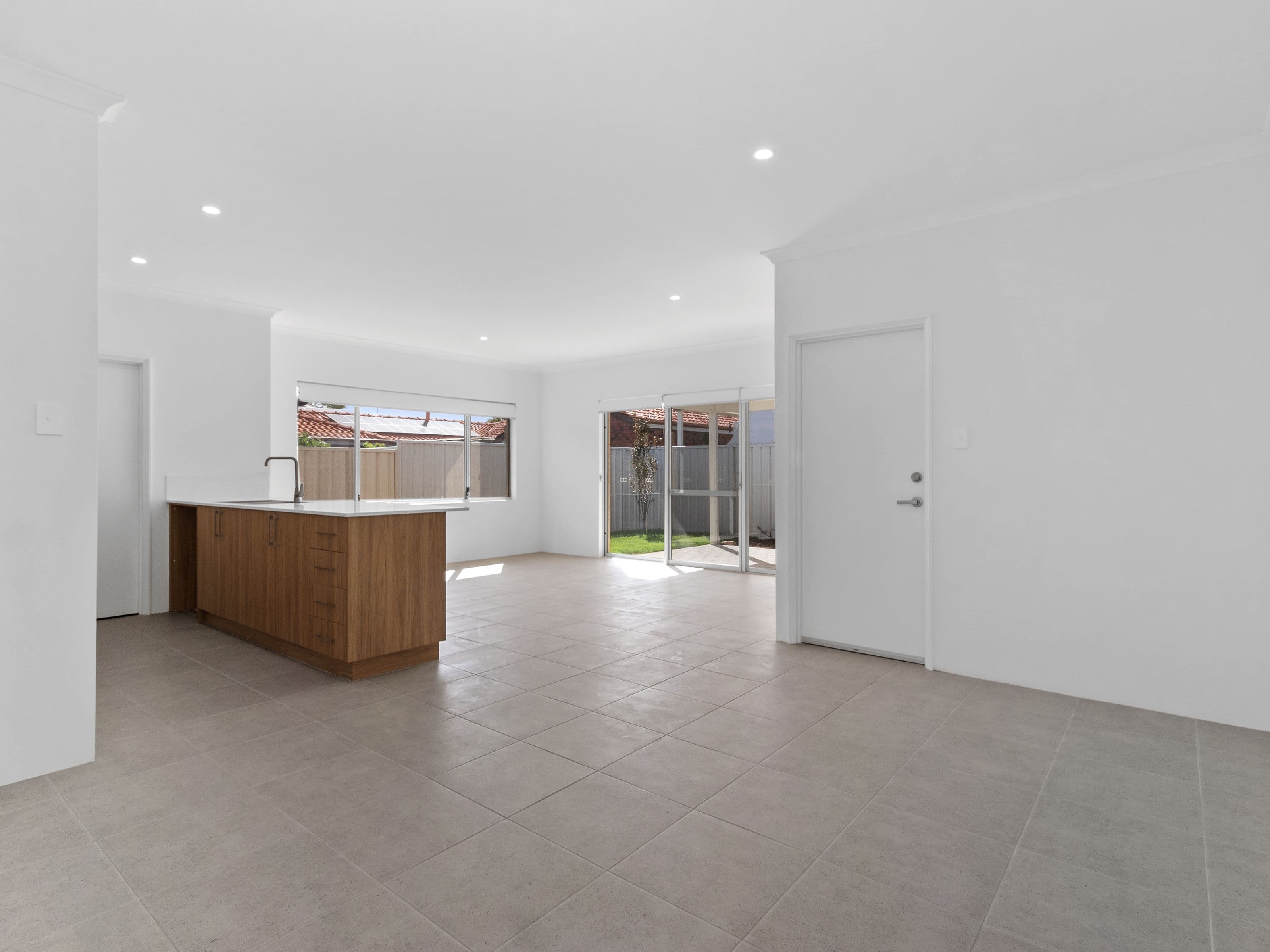 139B Gibbs Street, East Cannington WA 6107, East Cannington - Thumbnail 2