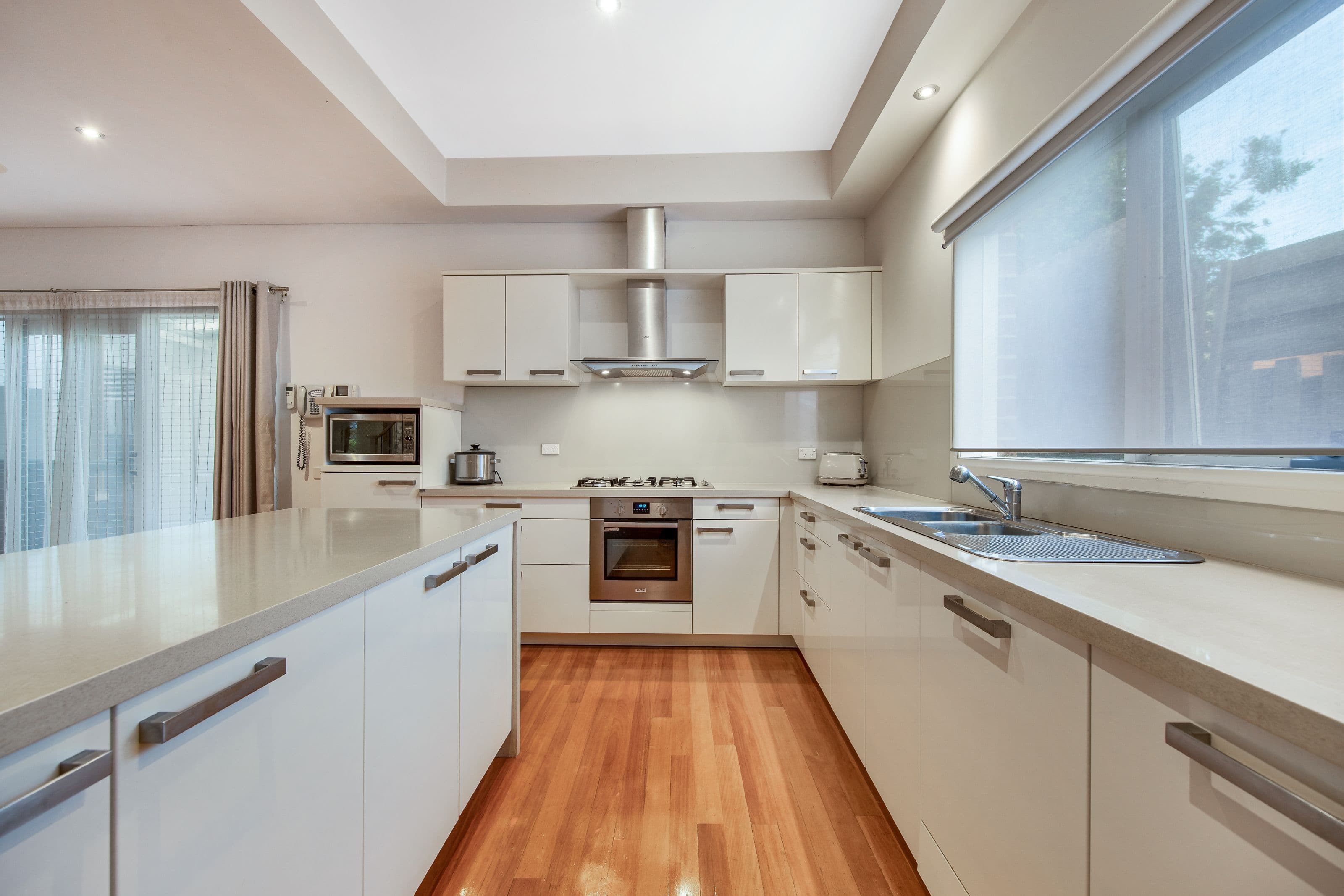 2 Vivian Street, Mount Waverley VIC 3149, Mount Waverley - Thumbnail 3