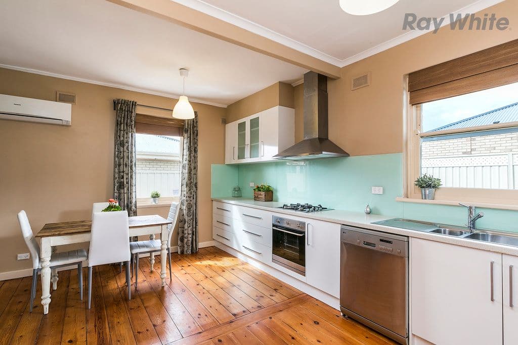 43 Johnstone Road, Oaklands Park SA 5046, Oaklands Park - Thumbnail 5
