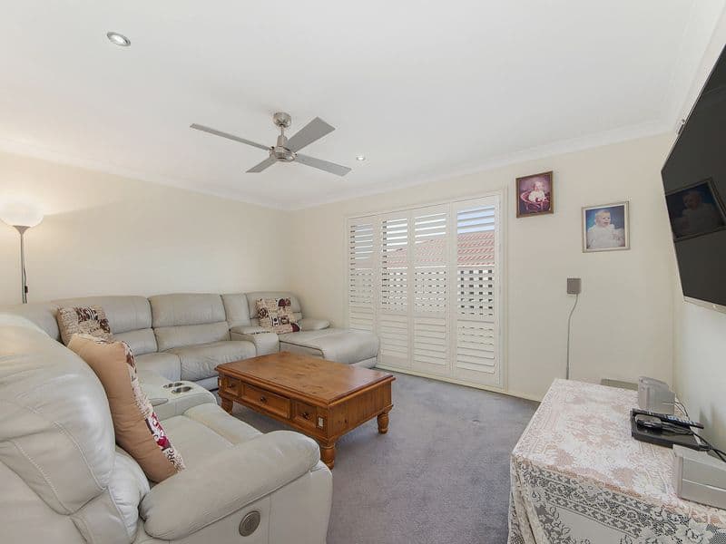 13 Murchison Street, Pacific Pines QLD 4211, Pacific Pines - Thumbnail 2