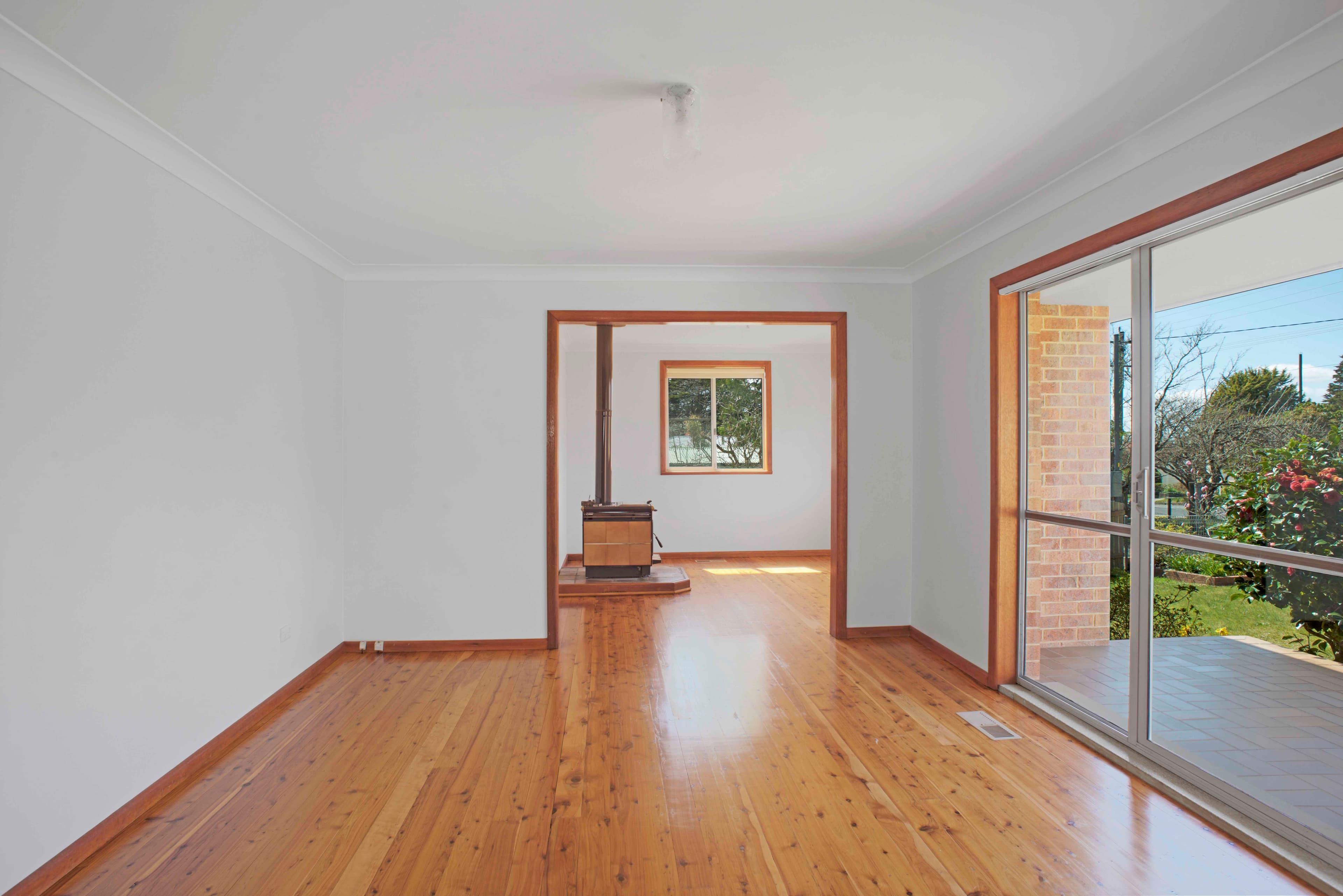 98 Hat Hill Road, Blackheath NSW 2785, Blackheath - Thumbnail 2