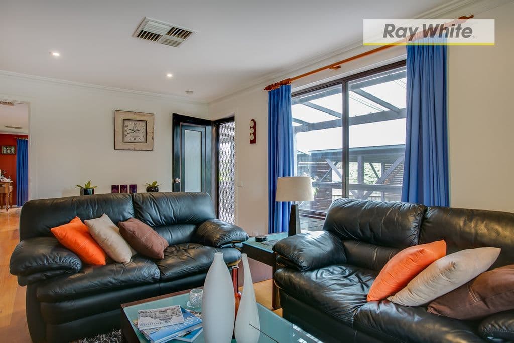 33 Bellbangra Avenue, Rosebud VIC 3939, Rosebud - Thumbnail 3