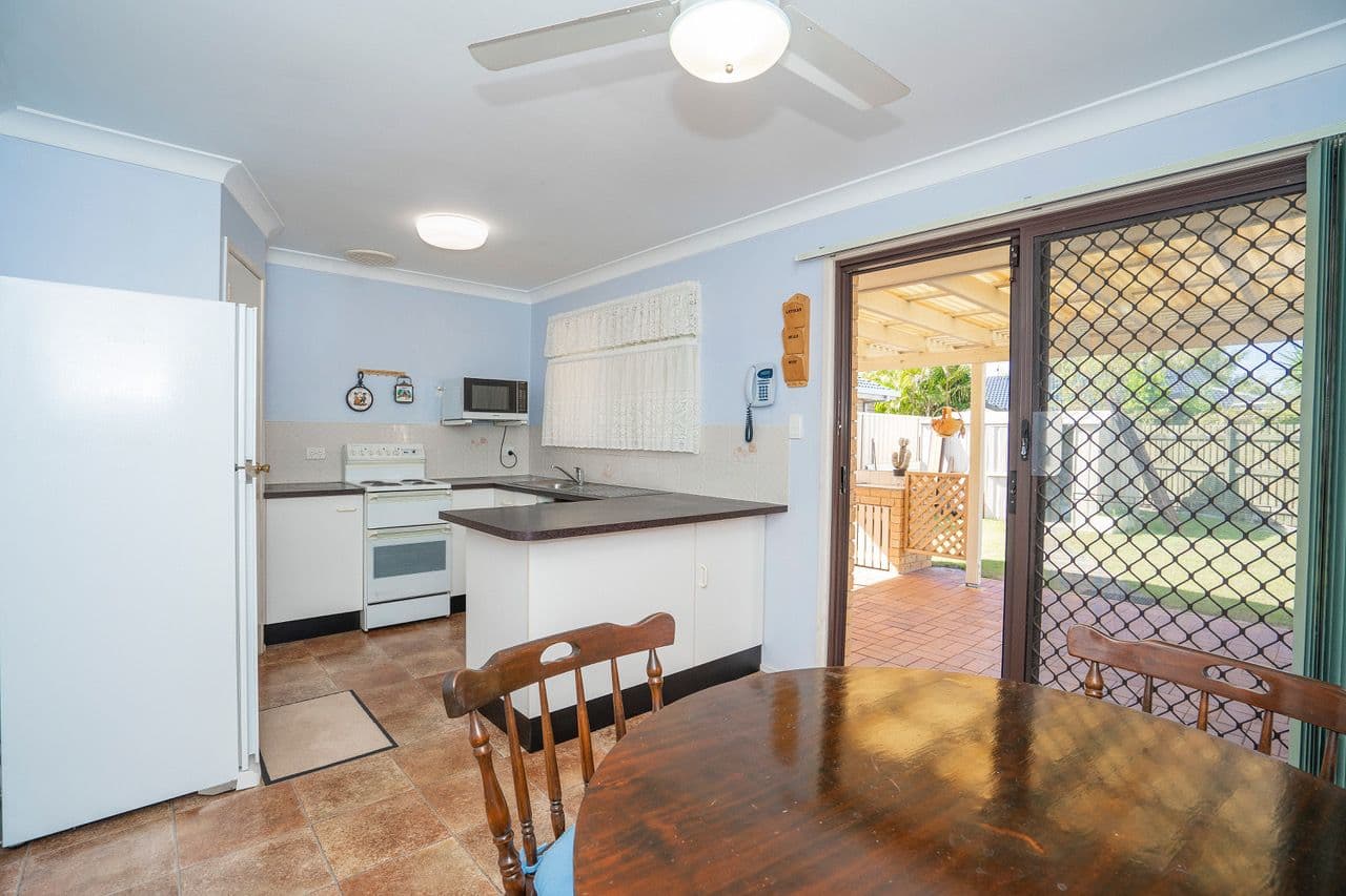 16 Pheasant Avenue, Banksia Beach QLD 4507, Banksia Beach - Thumbnail 5