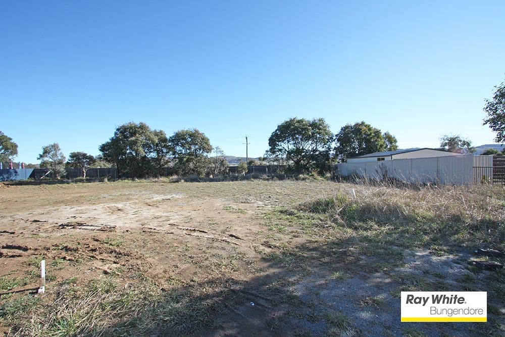16 Murray Grey, Bungendore NSW 2621, Bungendore - Image 1