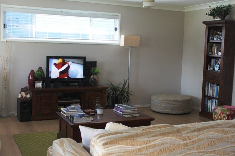 12 Elanora Parade, BASIN VIEW NSW 2540, Basin View - Thumbnail 7