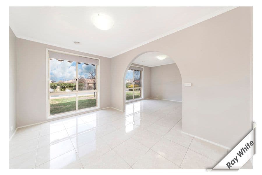 8 Balsillie Crescent, Monash ACT 2904, Monash - Thumbnail 3