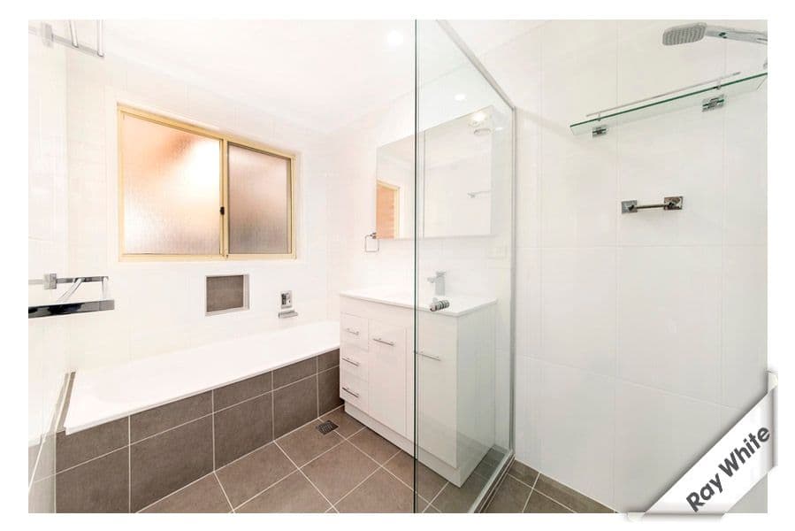 8 Balsillie Crescent, Monash ACT 2904, Monash - Thumbnail 8
