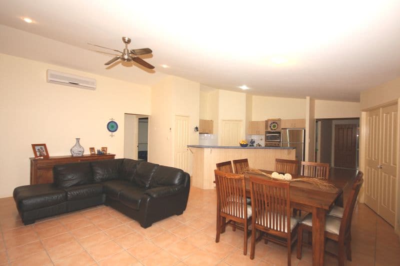 14 Firestone Drive, BANORA POINT NSW 2486, Banora Point - Thumbnail 3
