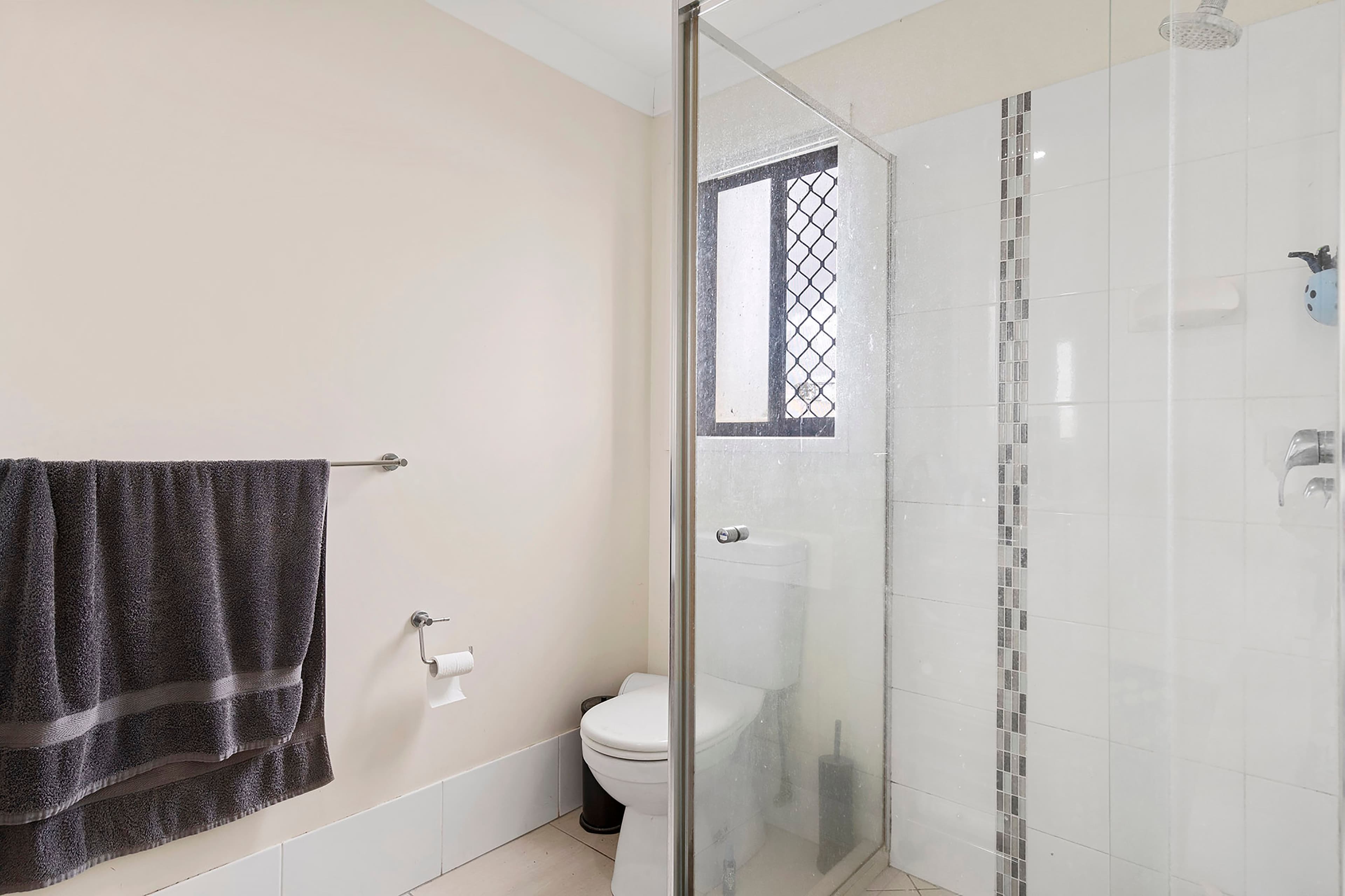 6 Duporth Crescent, Dakabin QLD 4503, Dakabin - Thumbnail 5