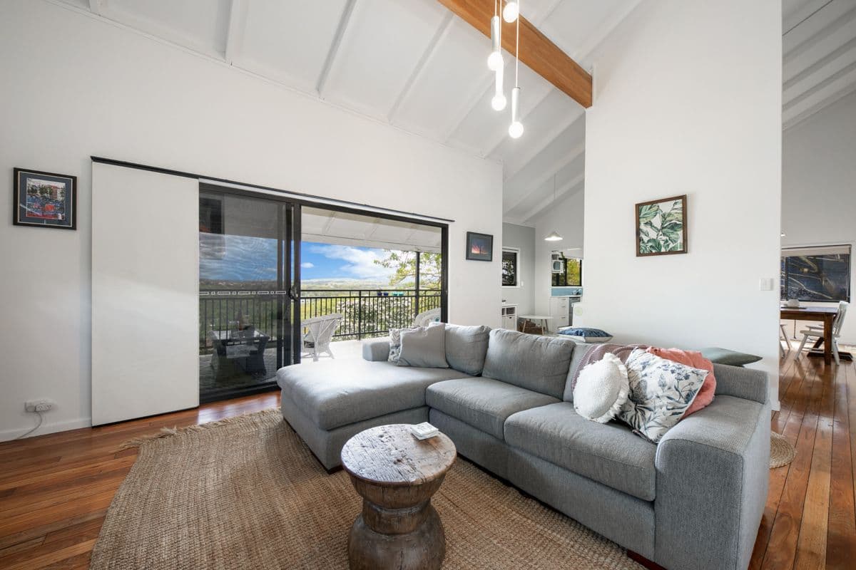 45 Pennant Street, Jamboree Heights QLD 4074, Jamboree Heights - Thumbnail 2