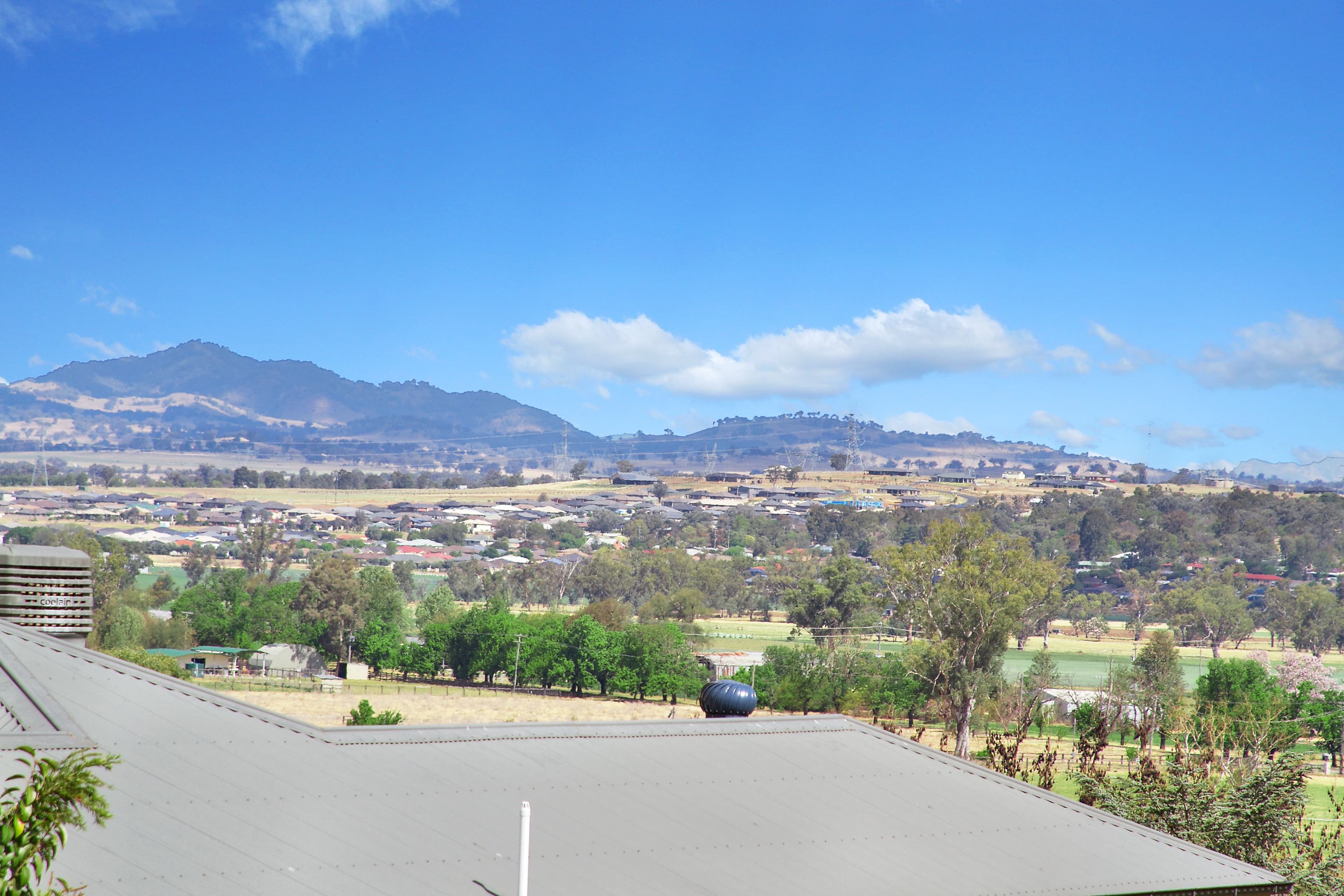 10 Lancaster Avenue, Tamworth NSW 2340, Tamworth - Thumbnail 2