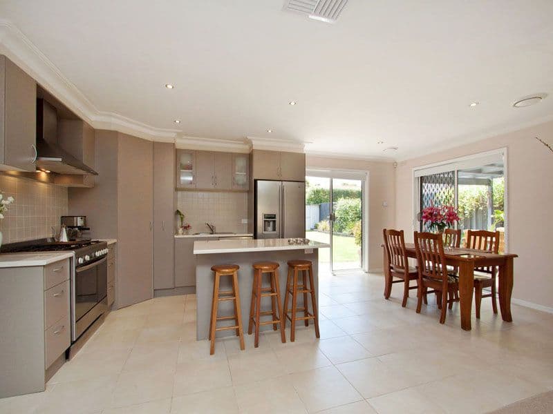 18 Toorak Drive, DINGLEY VILLAGE VIC 3172, Dingley Village - Thumbnail 4