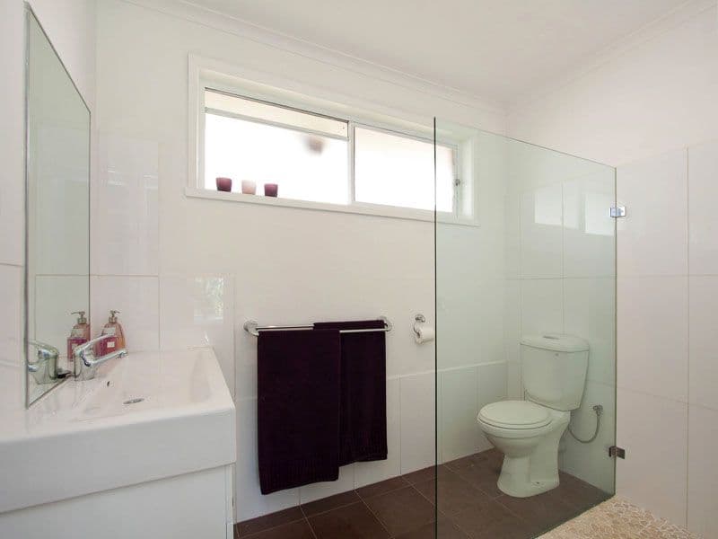 18 Toorak Drive, DINGLEY VILLAGE VIC 3172, Dingley Village - Thumbnail 8