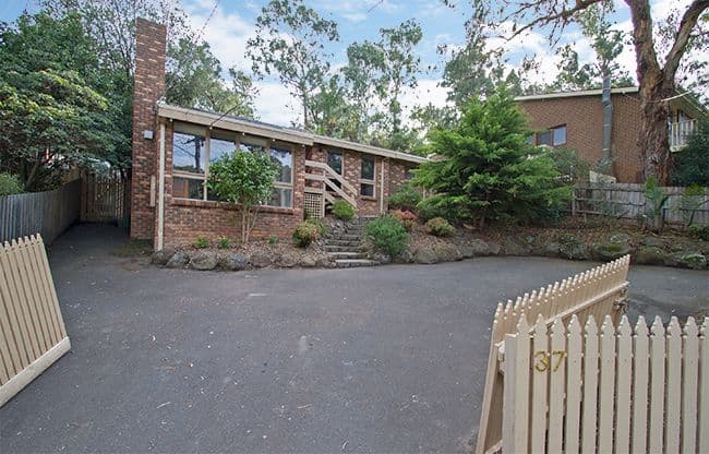 37 Weidlich Road, ELTHAM NORTH VIC 3095, Eltham North - Thumbnail 2