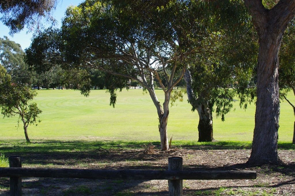 16 Arnos Way, GIRRAWHEEN WA 6064, Girrawheen - Thumbnail 2