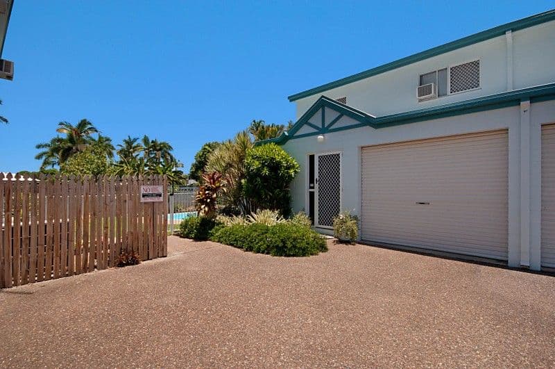 5 Viles Street, ROSSLEA QLD 4812, Rosslea - Image 1