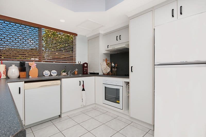 5 Viles Street, ROSSLEA QLD 4812, Rosslea - Thumbnail 5
