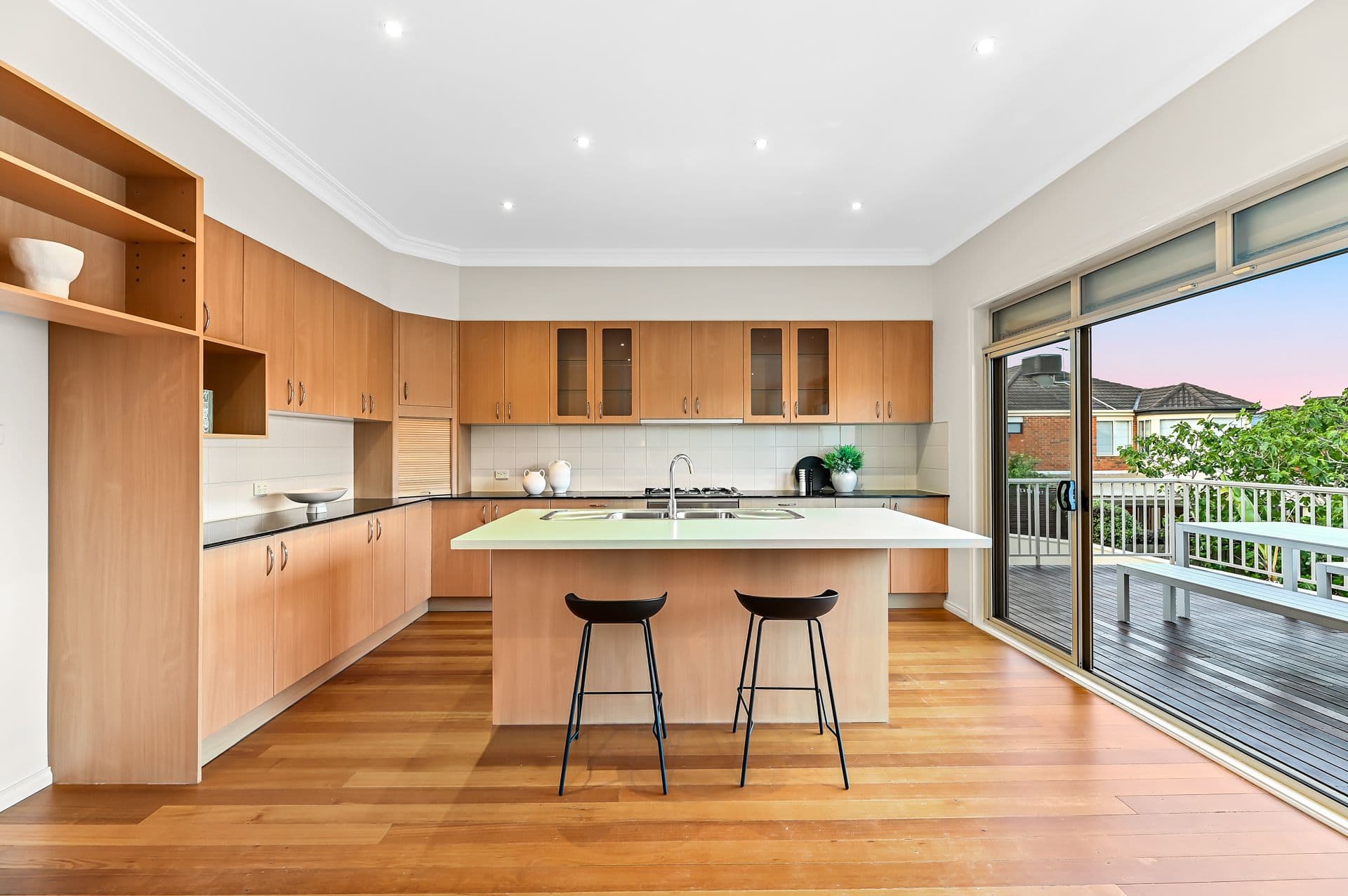 1 Lockens Avenue, Glen Waverley VIC 3150, Glen Waverley - Thumbnail 5