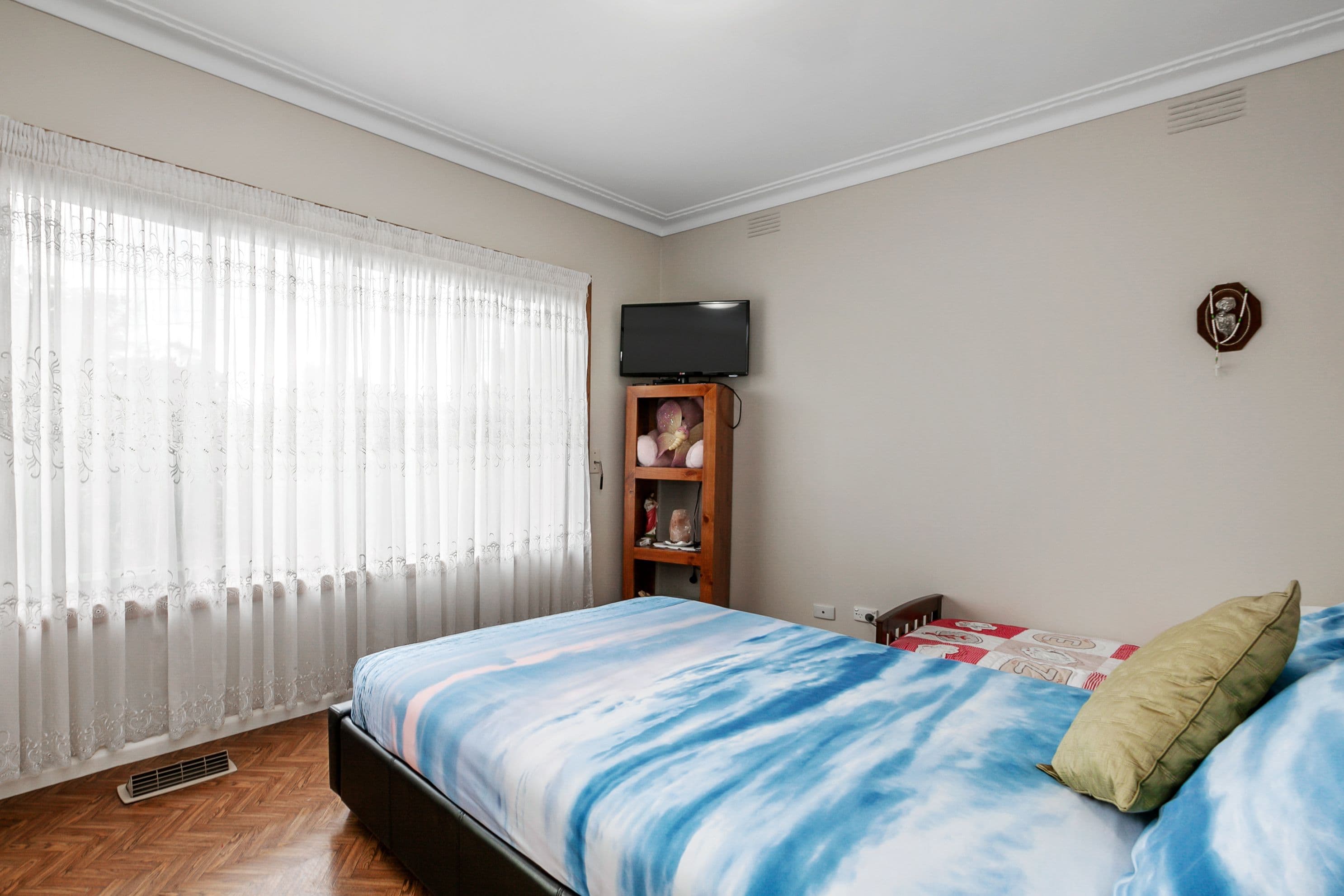 66 Dumbarton Street, Reservoir VIC 3073, Reservoir - Thumbnail 4