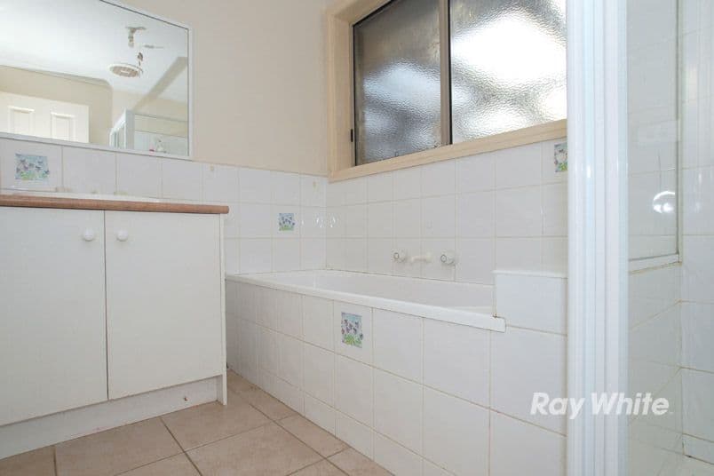 64 Raisell Road, CRANBOURNE WEST VIC 3977, Cranbourne West - Thumbnail 8