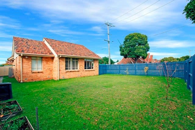 44 Orrong Avenue, RESERVOIR VIC 3073, Reservoir - Thumbnail 6