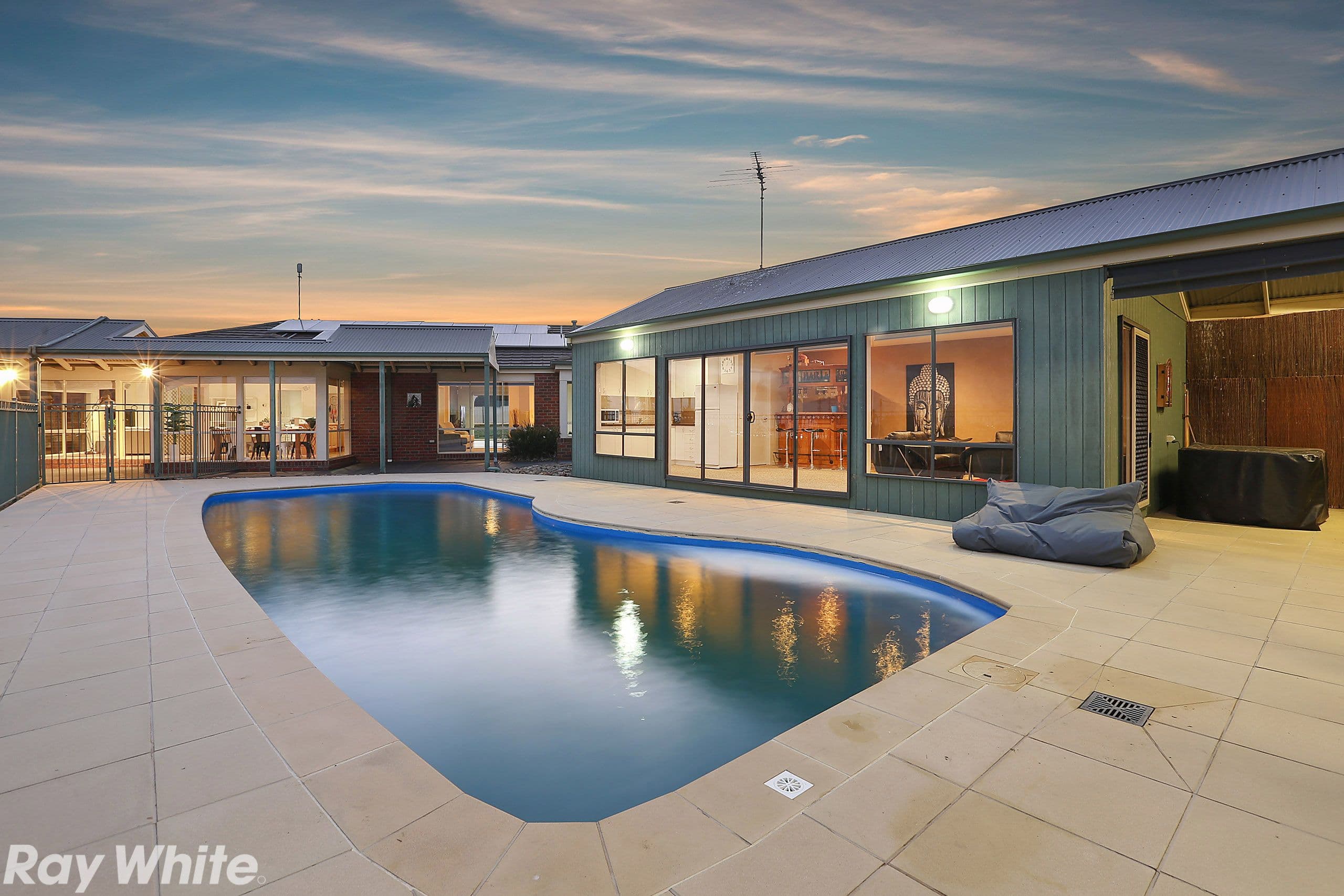 30 Viewbay Court, LOVELY BANKS VIC 3213, Lovely Banks - Thumbnail 2