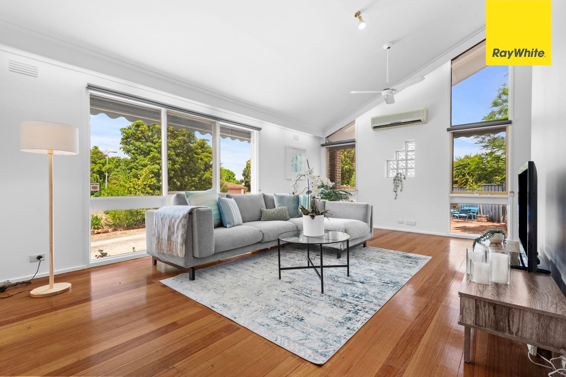 1 Dover Place, Melton West VIC 3337, Melton West - Thumbnail 2
