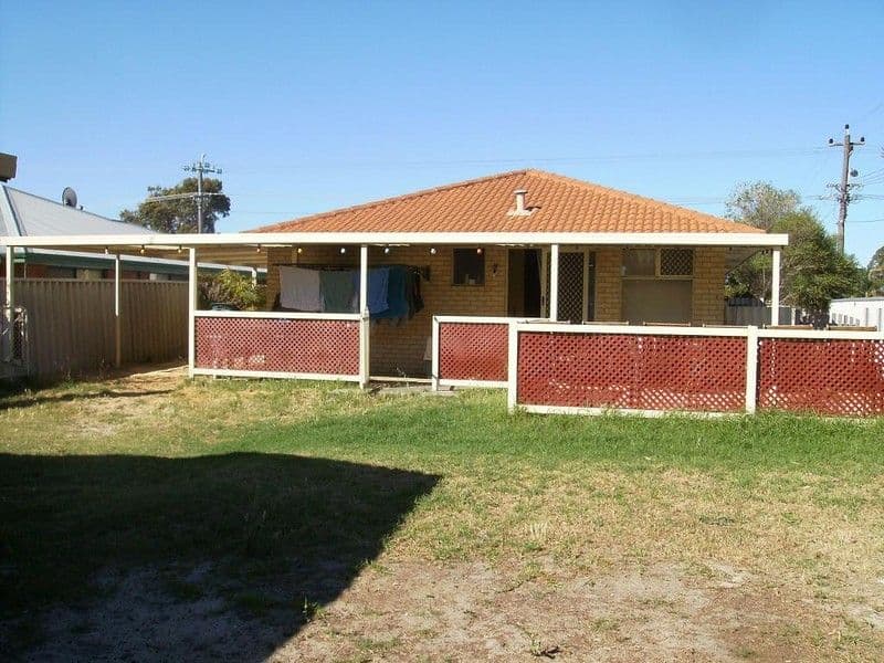 64 Poad Street, SEVILLE GROVE WA 6112, Seville Grove - Thumbnail 3