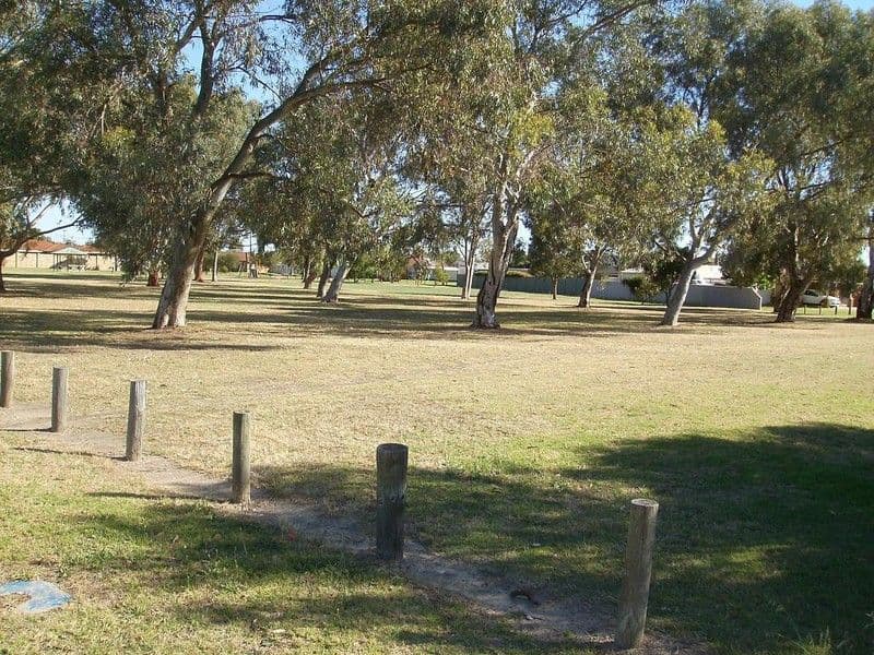 64 Poad Street, SEVILLE GROVE WA 6112, Seville Grove - Thumbnail 4