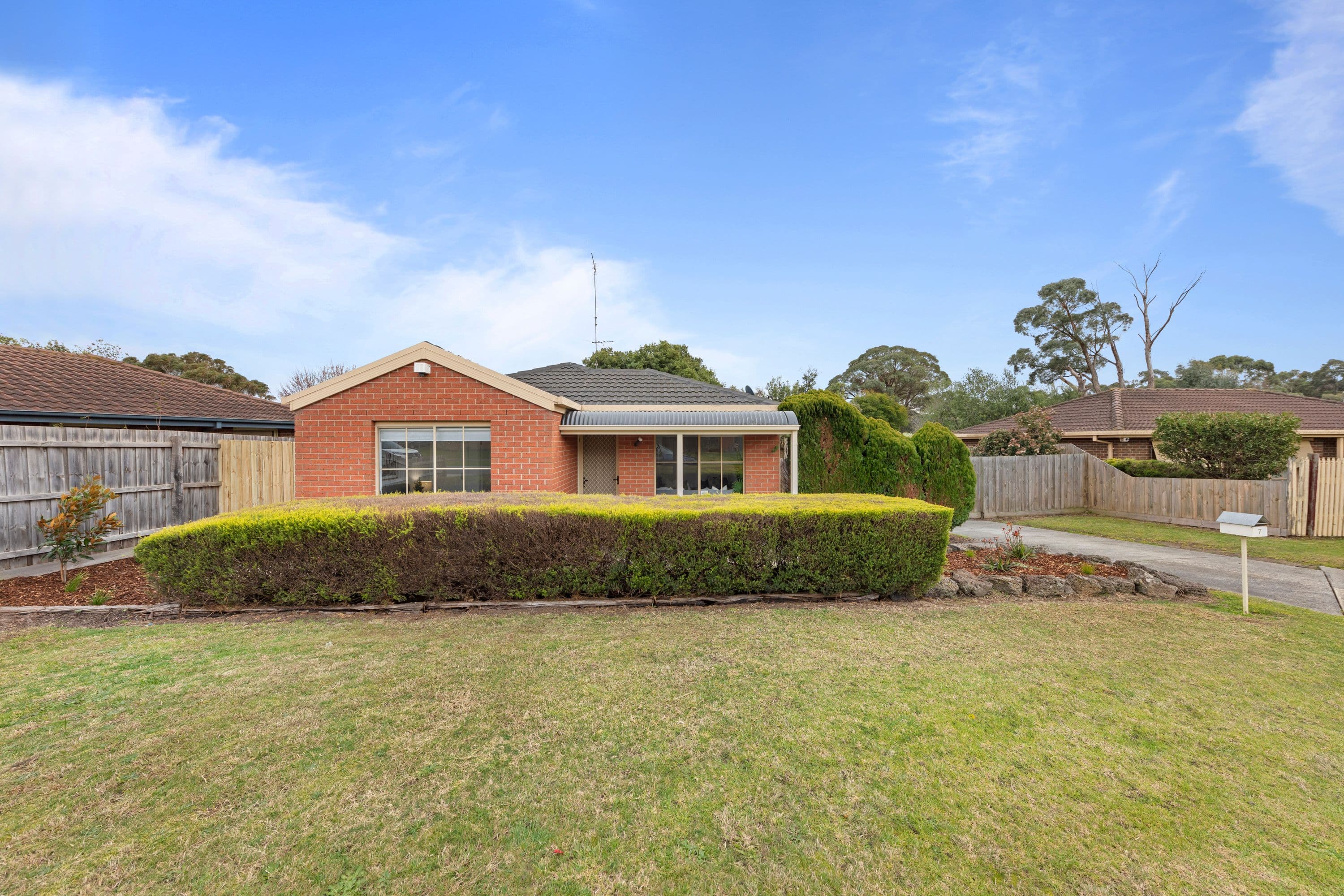 7 Rossetti Court, Pakenham VIC 3810, Pakenham - Thumbnail 2