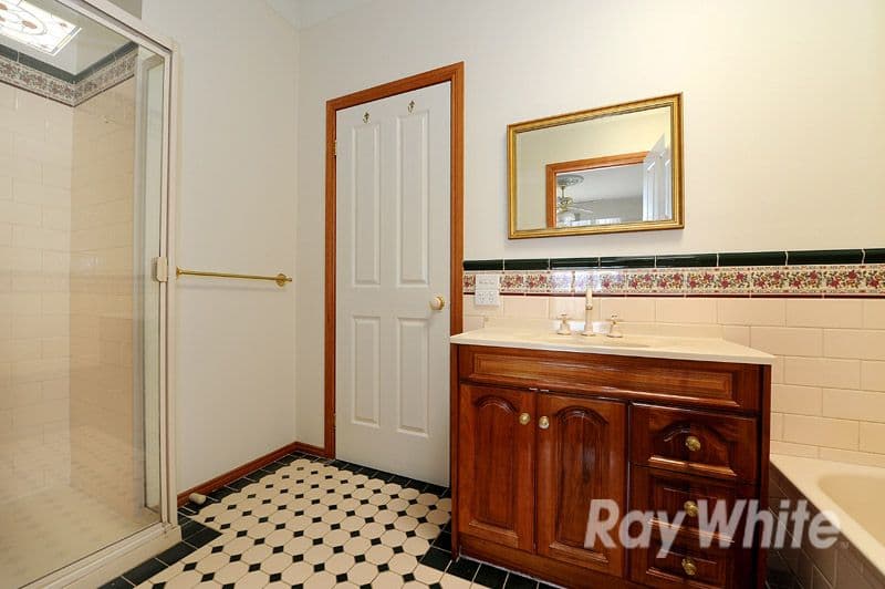 43 Jerilderie Drive, BERWICK VIC 3806, Berwick - Thumbnail 7