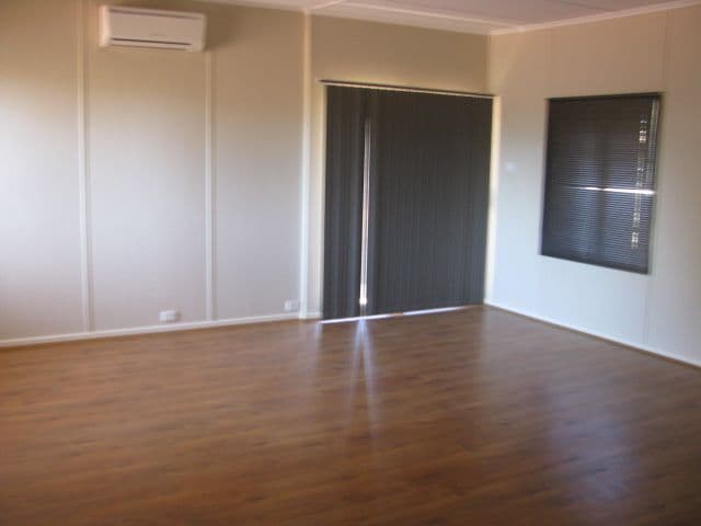 31 Brodie Crescent, SOUTH HEDLAND WA 6722, South Hedland - Thumbnail 4