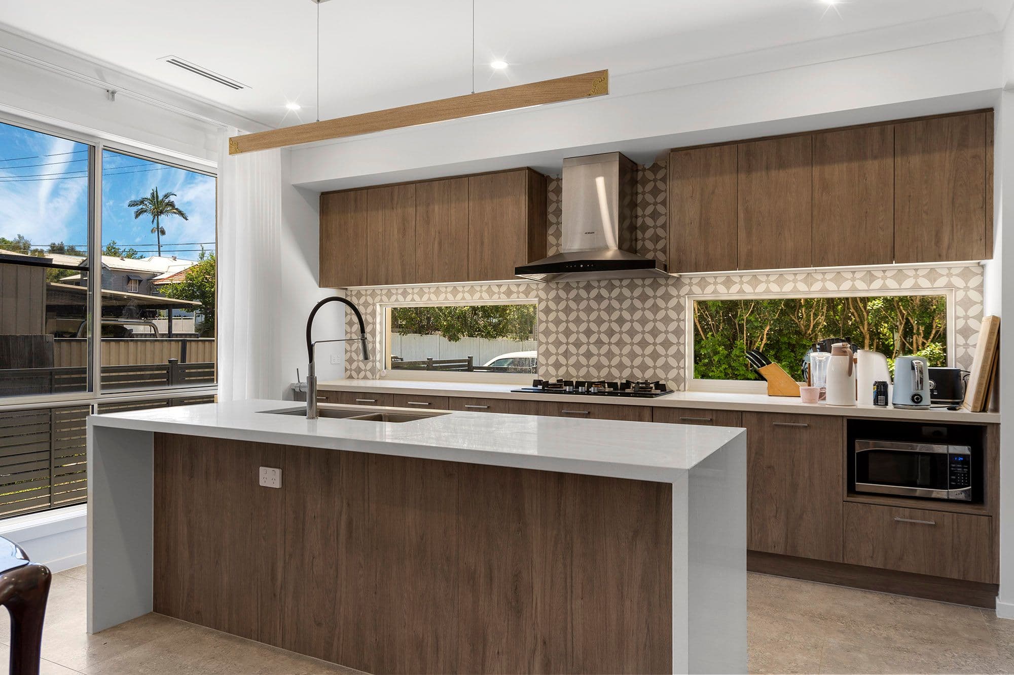 42 Cavillon Street, Holland Park QLD 4121, Holland Park - Thumbnail 3