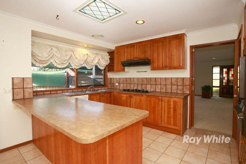 57 Marylyn Place, CRANBOURNE VIC 3977, Cranbourne - Thumbnail 2