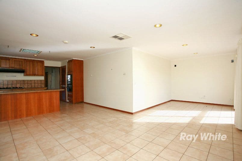 57 Marylyn Place, CRANBOURNE VIC 3977, Cranbourne - Thumbnail 5