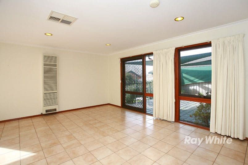57 Marylyn Place, CRANBOURNE VIC 3977, Cranbourne - Thumbnail 6