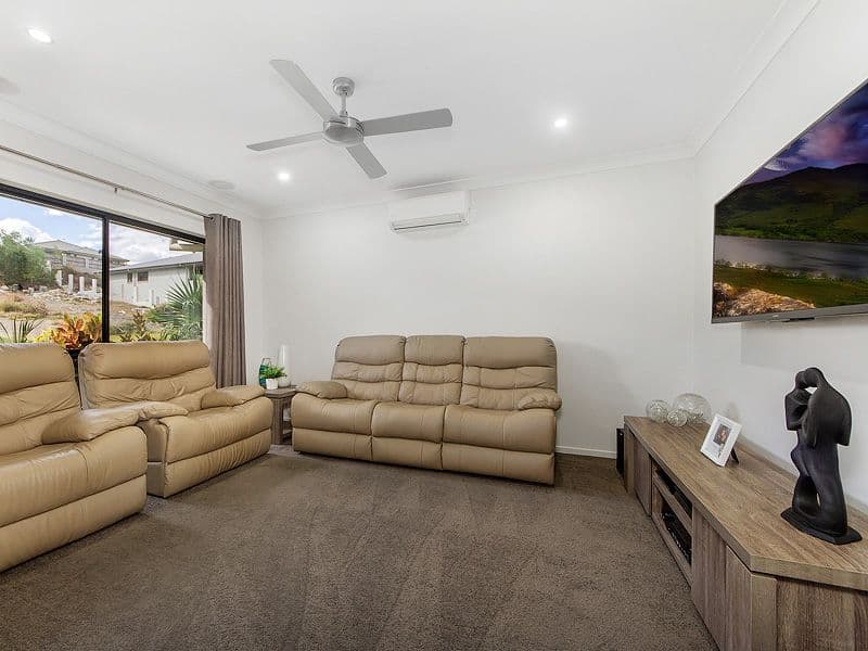 21 Kimberley Creek Road, Upper Coomera QLD 4209, Upper Coomera - Thumbnail 8