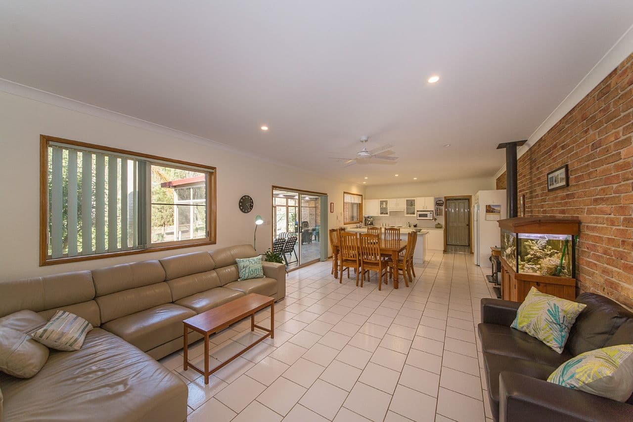 8 Kristanne Close, Taree - Thumbnail 3