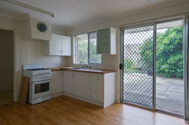 34 Halland Way, Westminster WA 6061, Westminster - Thumbnail 3