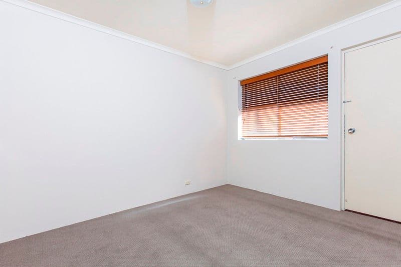 35 Burgess Street, Kings Beach QLD 4551, Kings Beach - Thumbnail 5