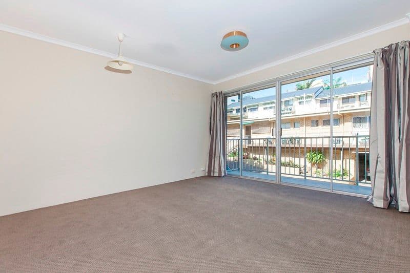 35 Burgess Street, Kings Beach QLD 4551, Kings Beach - Thumbnail 7