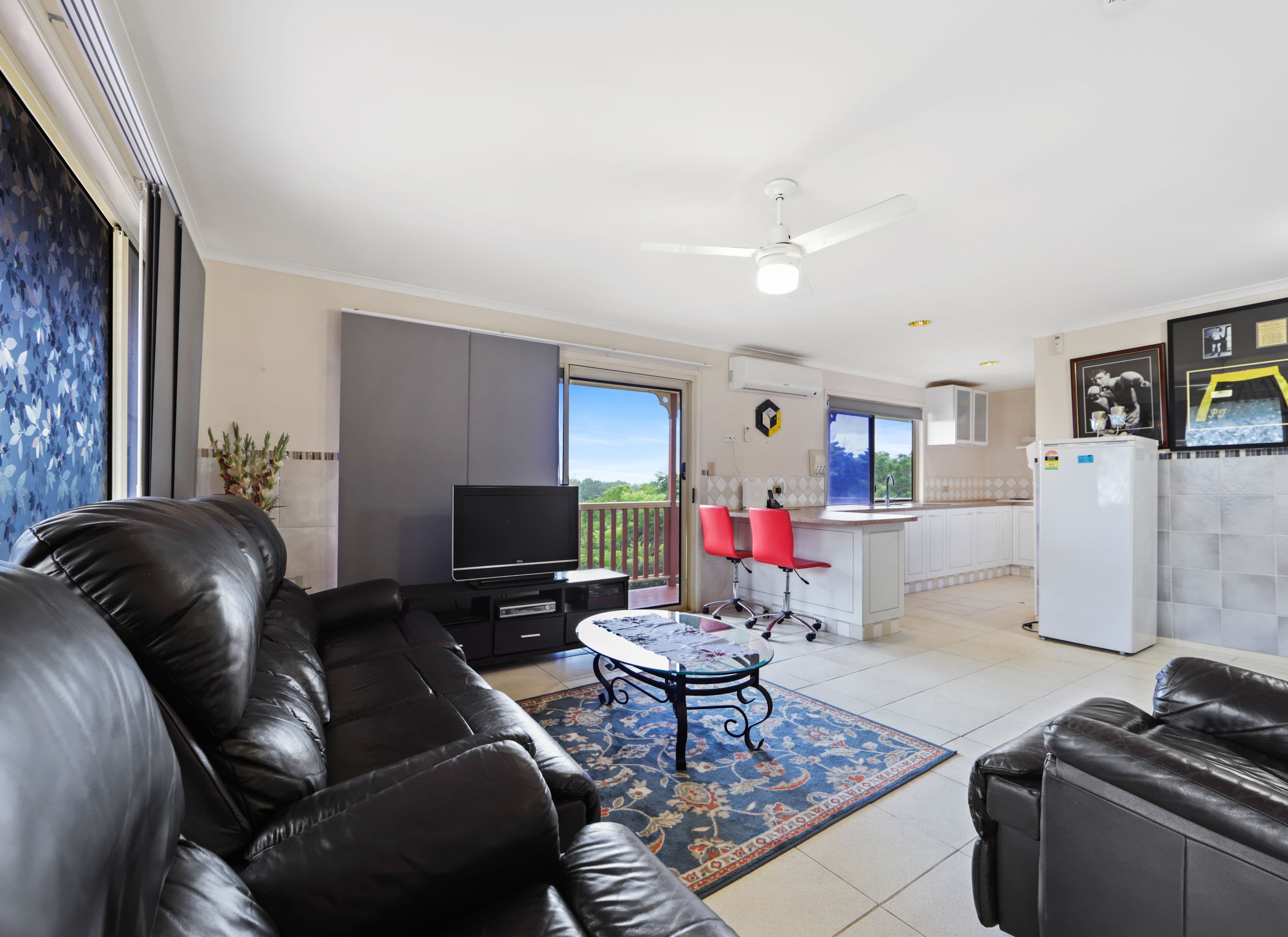 8 Windward Rise, Pacific Pines QLD 4211, Pacific Pines - Thumbnail 4