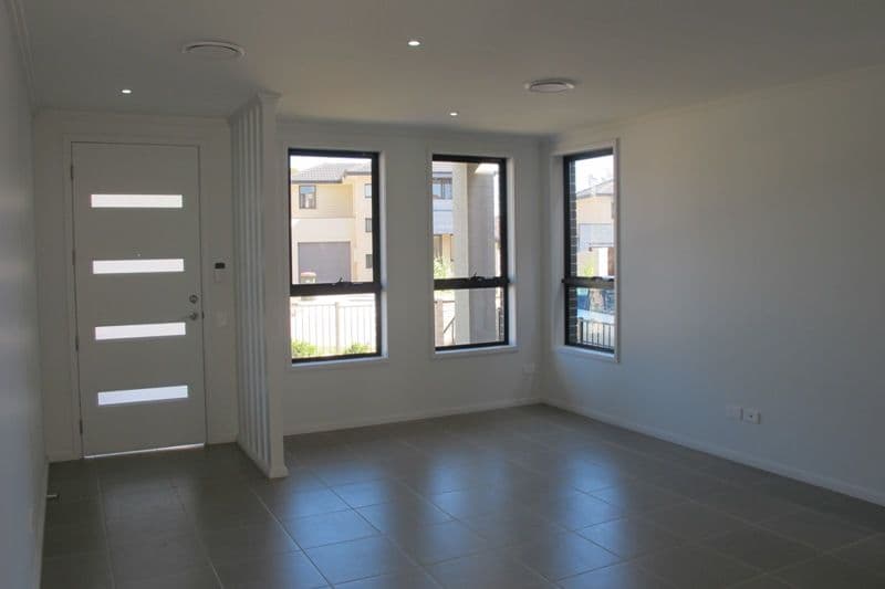 9 Fern Street, BONNYRIGG NSW 2177, Bonnyrigg - Thumbnail 2