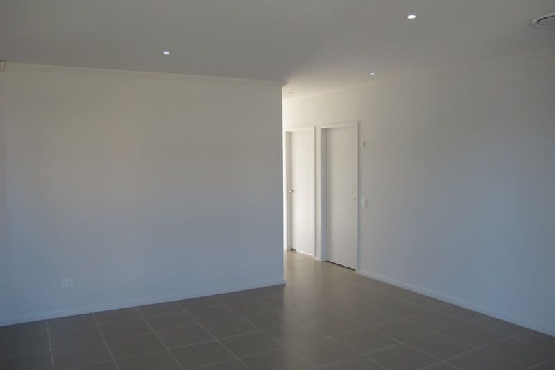9 Fern Street, BONNYRIGG NSW 2177, Bonnyrigg - Thumbnail 3