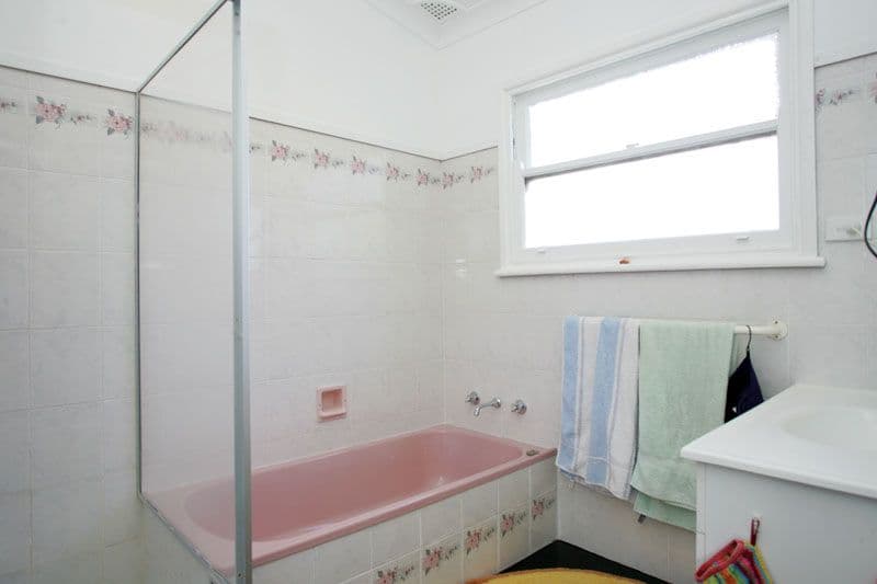 47 Albatross Road, BERKELEY VALE NSW 2261, Berkeley Vale - Thumbnail 8