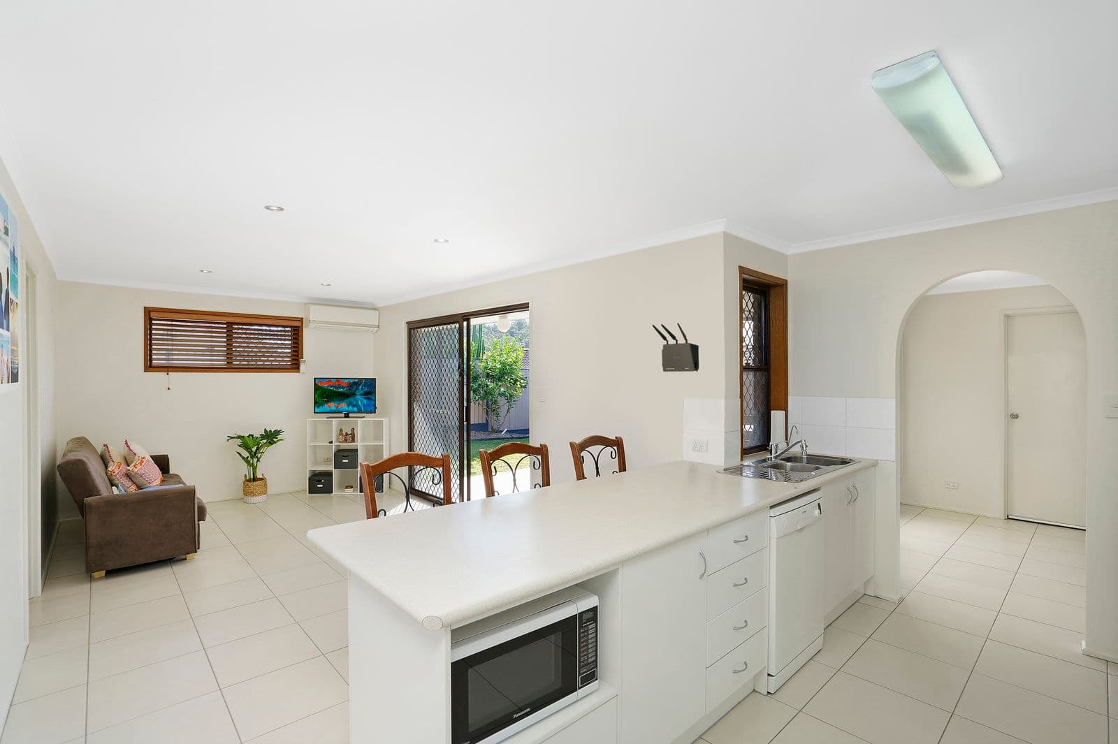 70 Studio Drive, Oxenford QLD 4210, Oxenford - Thumbnail 2
