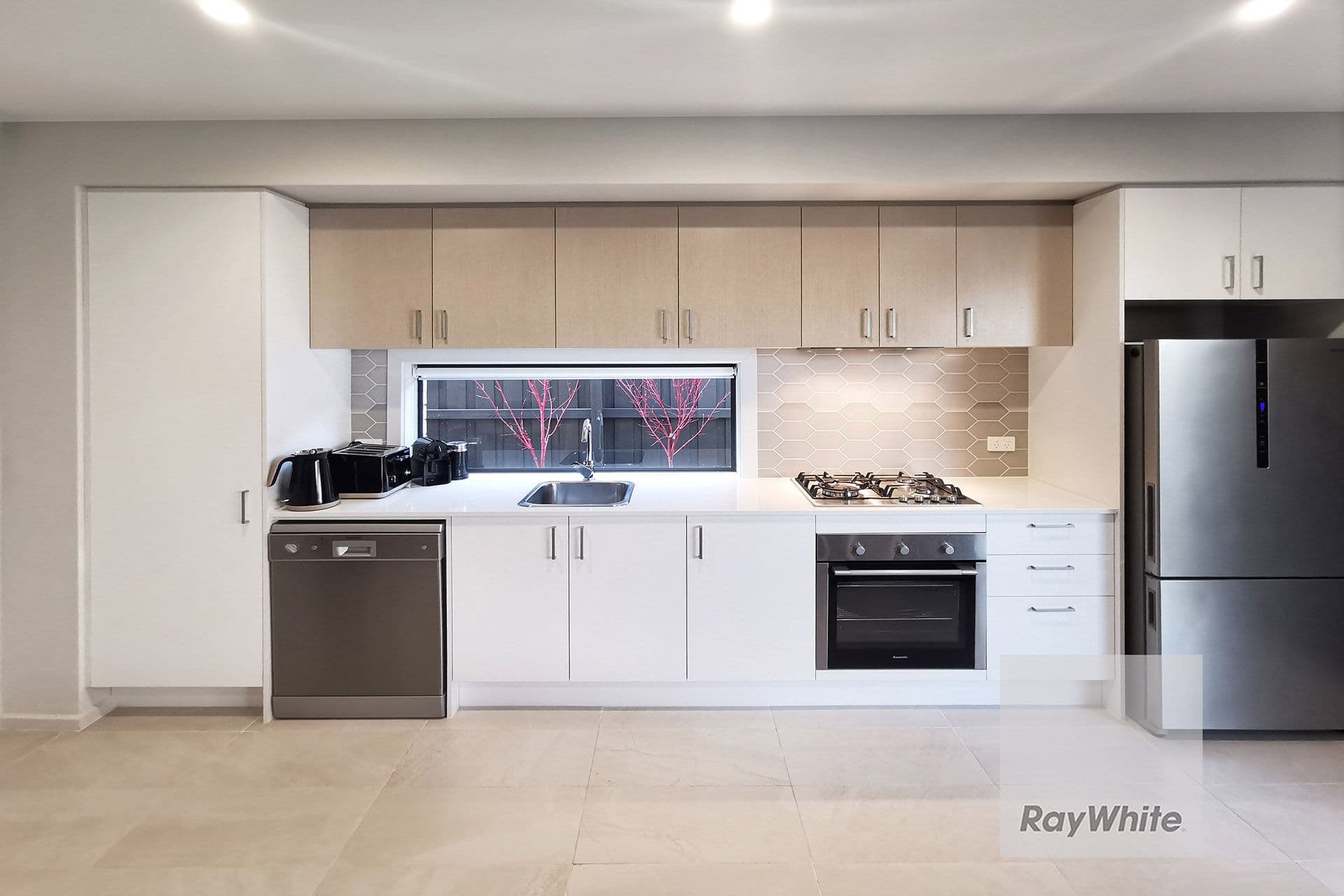 8 Strata Walk, Greenvale VIC 3059, Greenvale - Thumbnail 3